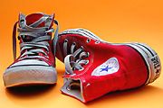 1218097631converse.jpg